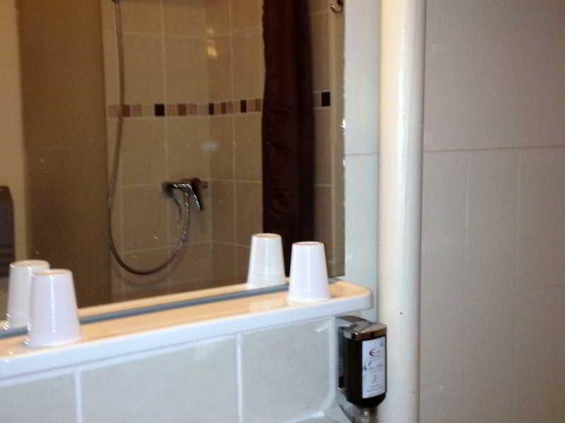 Hotel Vieille Tour Rouen Zewnętrze zdjęcie